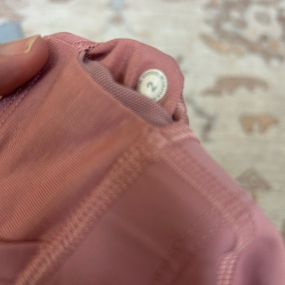 Women's Lululemon Free to Be Serene Sports Bra Size 2 - Picture 4 of 4
